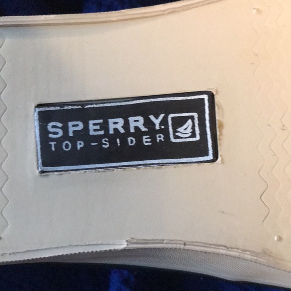 NWOT Sperry Top-Siders. Black patent.Size 6.5M - Picture 3 of 3